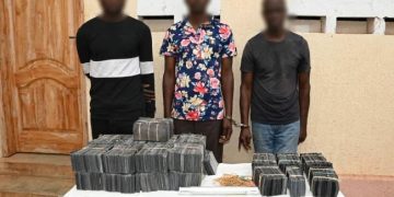 ESCROQUERIE ET FALSIFICATION DE BILLETS DE BANQUE : LA GENDARMERIE INTERPELLE TROIS INDIVIDUS À VAKPOSSITO